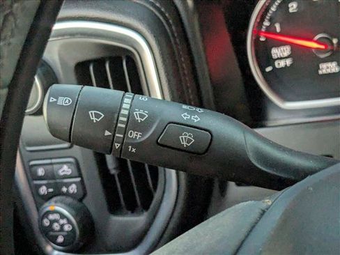 Used 2020 Chevrolet Silverado 1500 High Country w/ Technology Package image 6