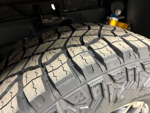 Certified 2025 Chevrolet Colorado ZR2 w/ Technology Package image 11