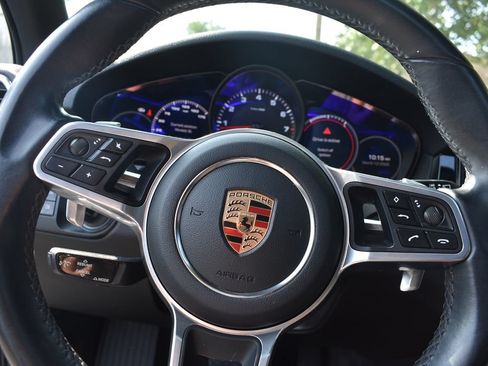 Used 2020 Porsche Cayenne AWD/4WD image 14