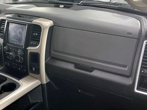 Used 2019 RAM 1500 Classic SLT AWD/4WD image 25