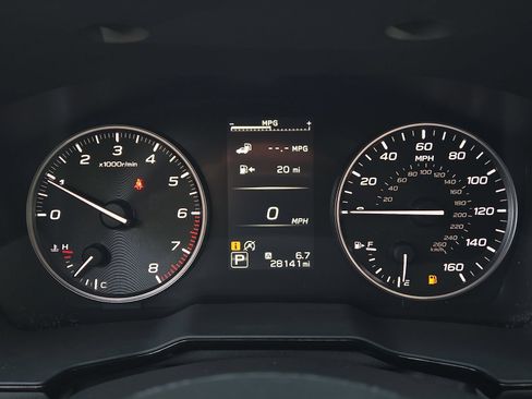 Certified 2025 Subaru Outback Premium AWD/4WD image 19