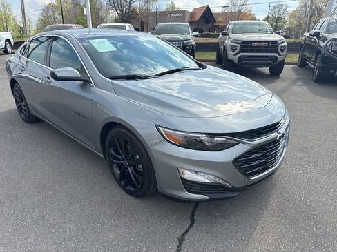 Used 2024 Chevrolet Malibu LT w/ Sport Edition FWD image 7