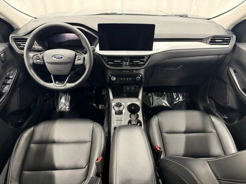 Used 2025 Ford Escape Platinum AWD/4WD image 4