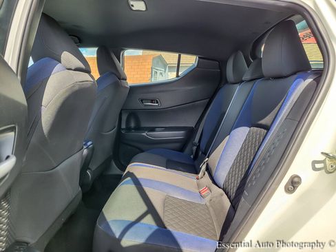 Used 2021 Toyota C-HR XLE image 12