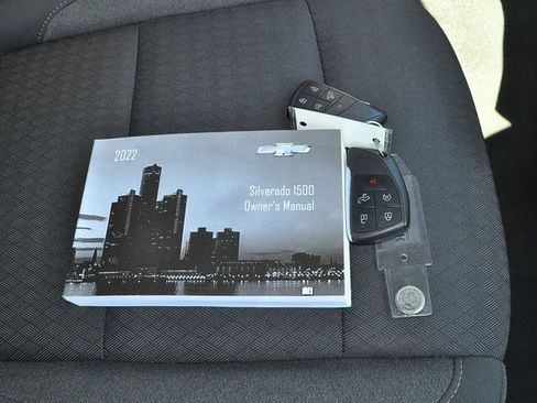 Used 2022 Chevrolet Silverado 1500 RST image 23