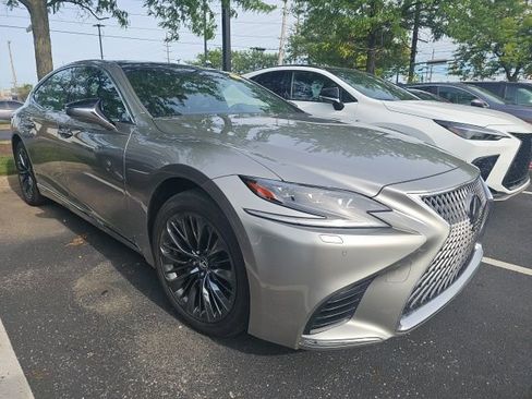 Used 2018 Lexus LS 500 AWD w/ Luxury Package image 2