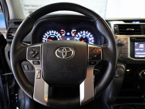 Used 2014 Toyota 4Runner SR5 image 8