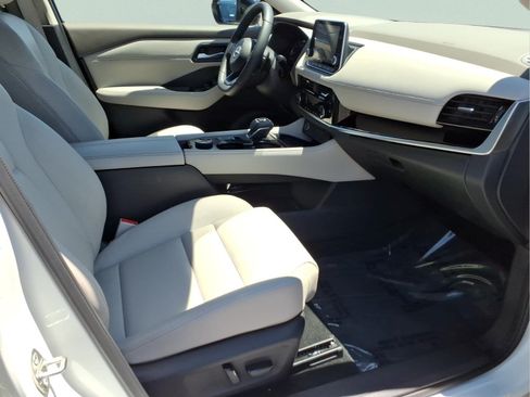 Certified 2023 Nissan Rogue SL AWD/4WD image 30
