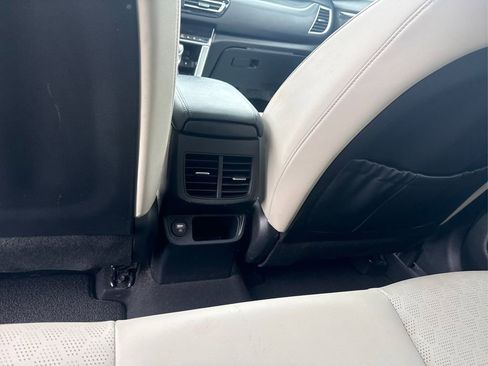 Used 2021 Kia Seltos SX image 18