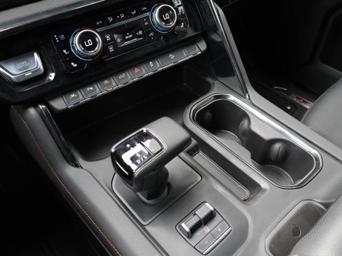 Used 2025 GMC Sierra 1500 AT4 AWD/4WD image 15