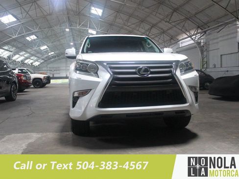 Used 2014 Lexus GX 460 w/ Premium Package AWD/4WD image 6