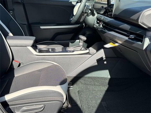 New 2026 Kia K4 GT-Line Turbo image 4