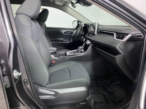 Certified 2023 Toyota RAV4 LE AWD/4WD image 8