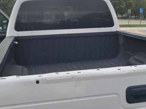 Used 2013 Ford F250 XLT AWD/4WD image 4