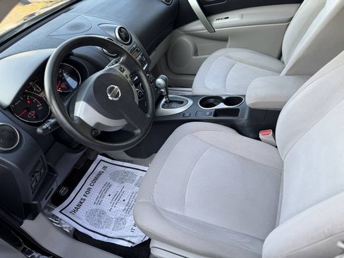 Used 2013 Nissan Rogue S AWD/4WD image 9