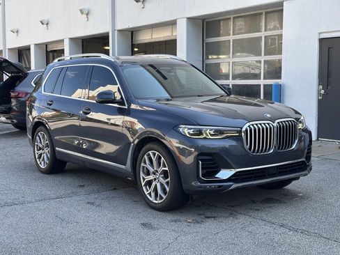 Used 2019 BMW X7 xDrive50i w/ Premium Package AWD/4WD image 5