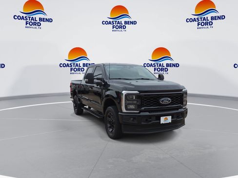 Used 2025 Ford F250 XL w/ STX Appearance Package AWD/4WD image 2