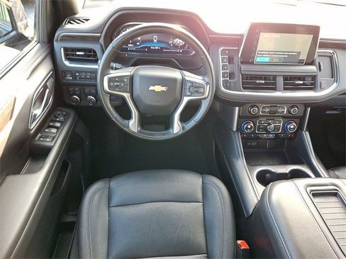 Certified 2023 Chevrolet Suburban LT image 25