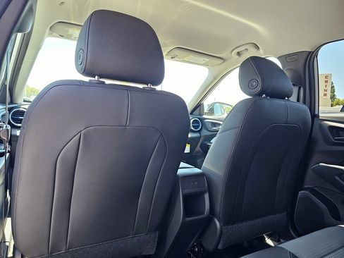 New 2026 Chevrolet Trax LT w/ Driver Confidence Package FWD image 19