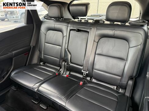 Used 2024 Ford Escape Platinum AWD/4WD image 29