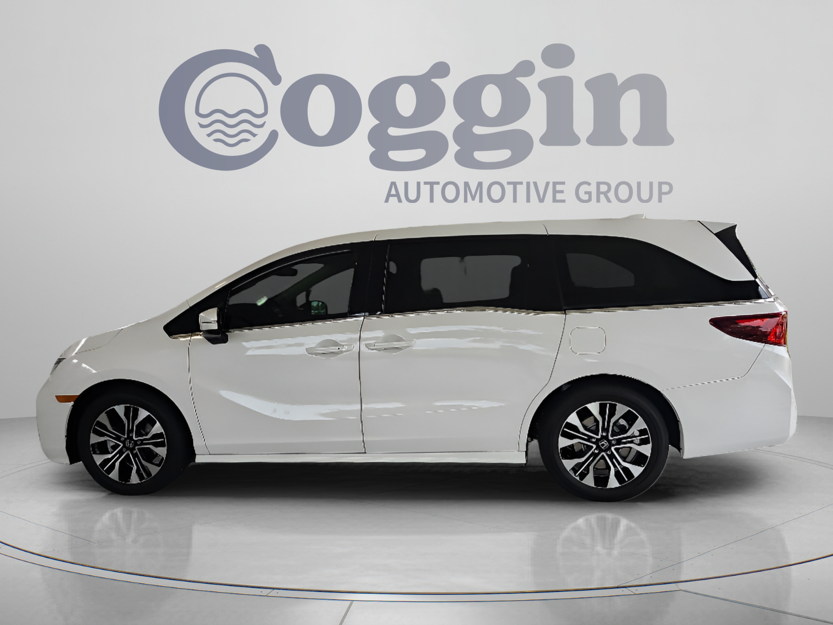 New 2026 Honda Odyssey Elite image 2