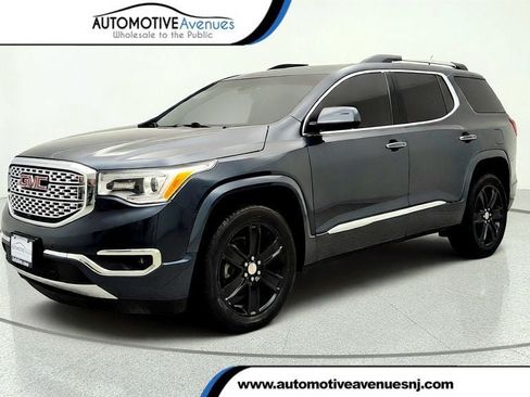 Used 2019 GMC Acadia Denali w/ Technology Package AWD/4WD image 1