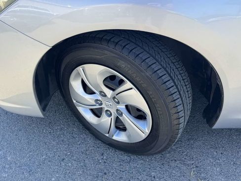Used 2014 Honda Civic LX image 30