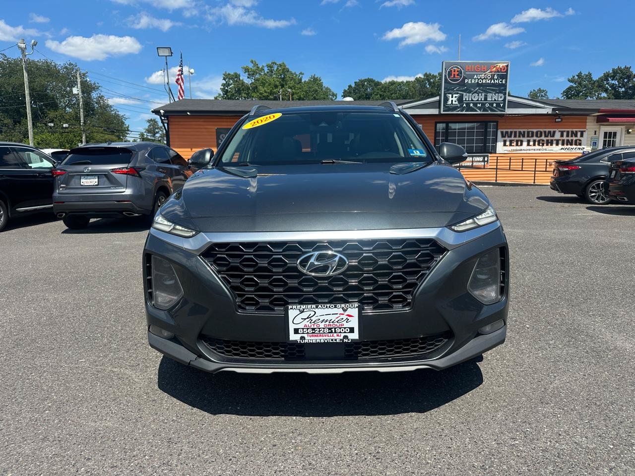 Used 2020 Hyundai Santa Fe SEL w/ Convenience + Premium Package AWD/4WD image 2