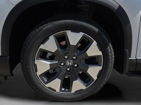 New 2026 Honda Pilot Elite image 40