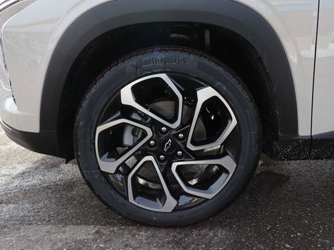 New 2026 Chevrolet Trax RS w/ Driver Confidence Package image 22