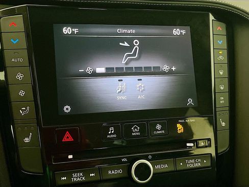 Used 2024 INFINITI QX50 Luxe image 16