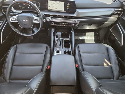 Certified 2024 Kia Telluride S w/ S Sunroof Package image 5