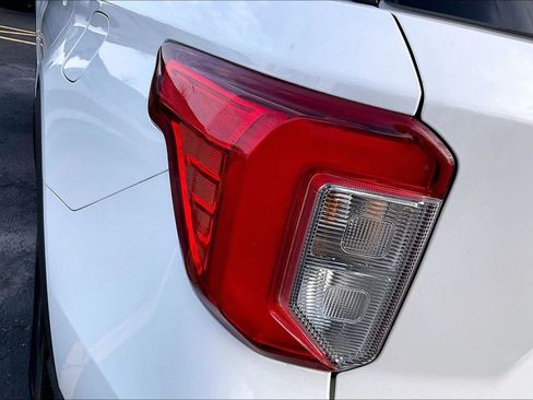 Certified 2023 Ford Explorer XLT w/ Equipment Group 202A image 26