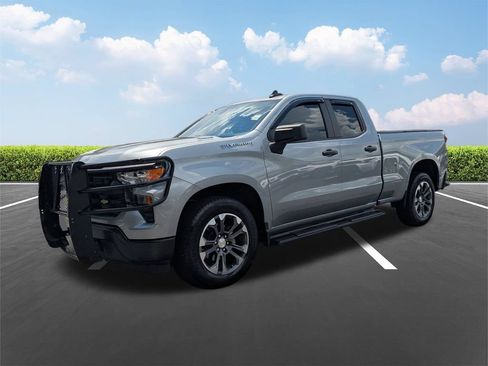 Used 2026 Chevrolet Silverado 1500 W/T RWD image 9