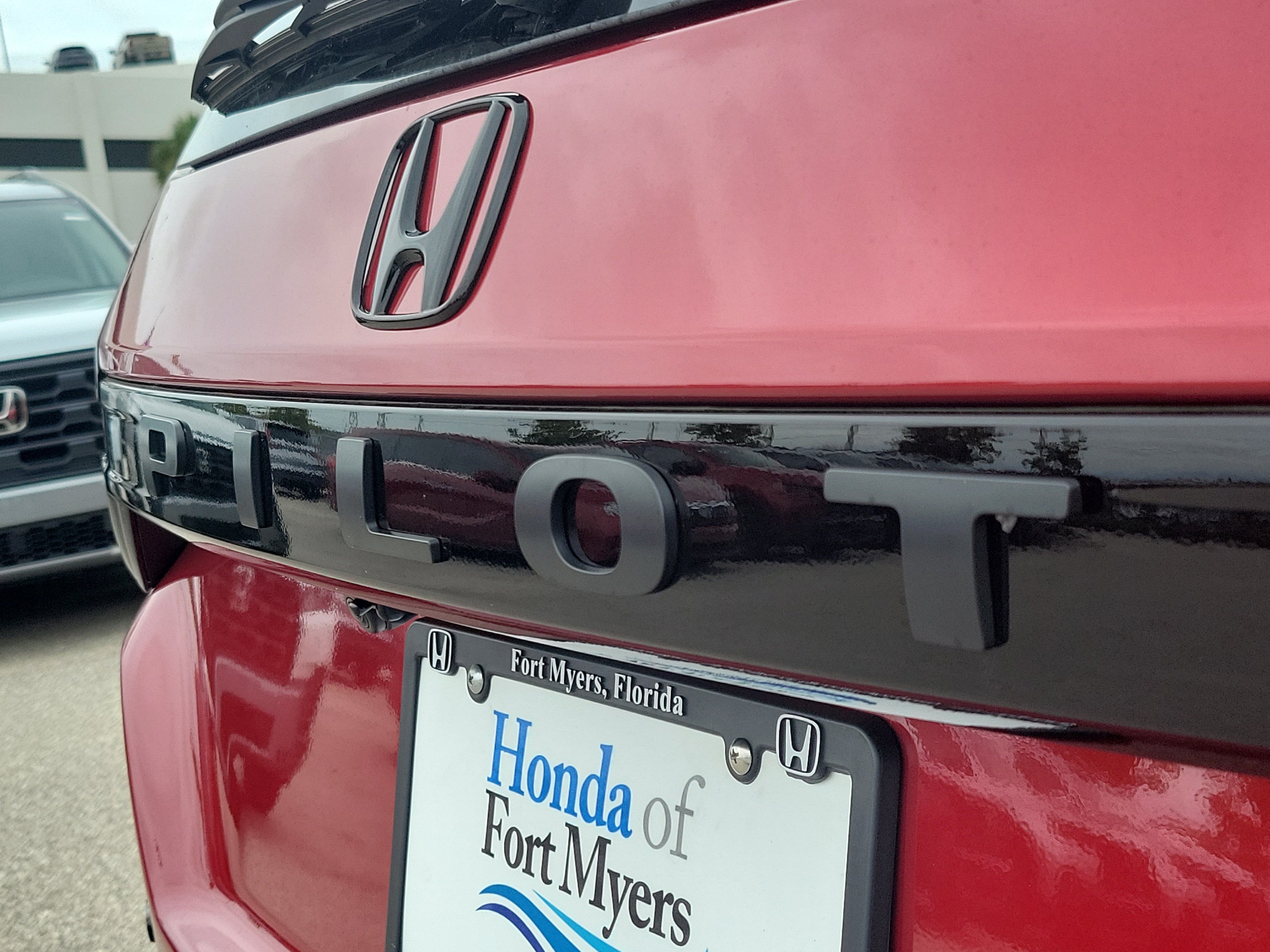 New 2026 Honda Pilot Elite image 8