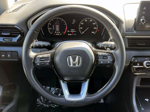 Certified 2023 Honda Pilot Touring image 13
