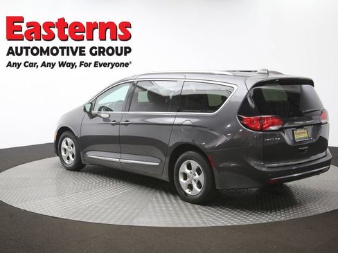 Used 2017 Chrysler Pacifica Touring-L Plus w/ Advanced Safetytec Group FWD image 66