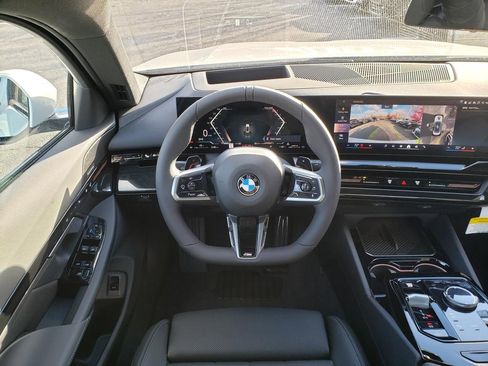 New 2026 BMW 530i xDrive image 9