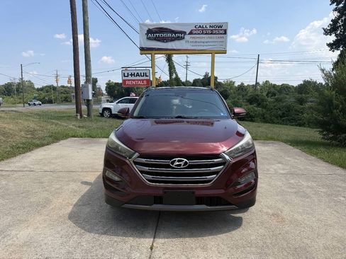 Used 2016 Hyundai Tucson Limited w/ Option Group 03 AWD/4WD image 3