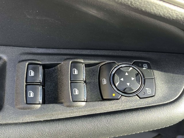 Used 2024 Ford Edge SEL AWD/4WD image 18