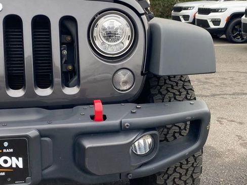 Used 2017 Jeep Wrangler Unlimited Rubicon image 13