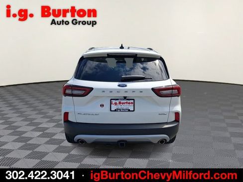 Used 2024 Ford Escape Platinum w/ Class II Trailer Tow Package AWD/4WD image 5