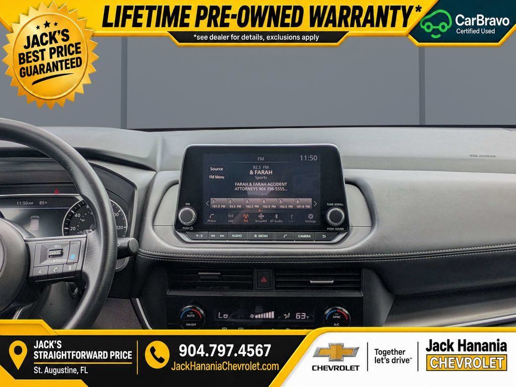 Used 2024 Nissan Rogue SV FWD image 19