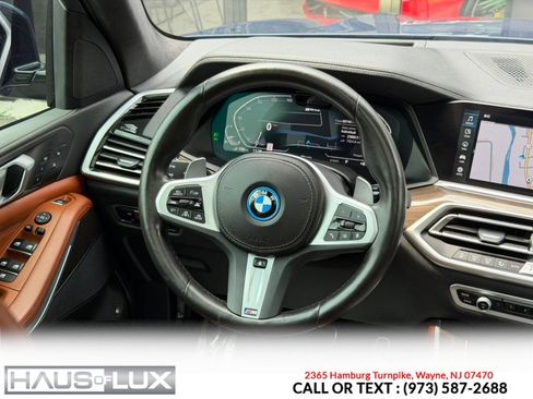 Used 2022 BMW X5 xDrive45e w/ M Sport Package AWD/4WD image 29