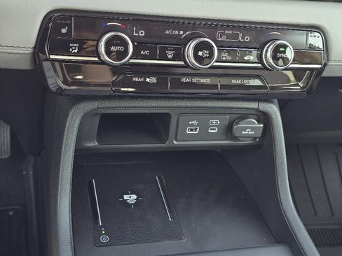 New 2025 Honda Pilot EX-L image 19