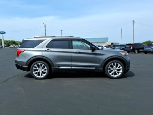Used 2021 Ford Explorer Platinum w/ Equipment Group 601A AWD/4WD image 7