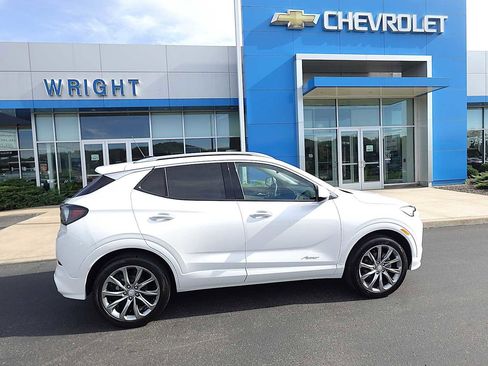 New 2026 Buick Encore GX Avenir w/ Avenir Convenience Package AWD/4WD image 2