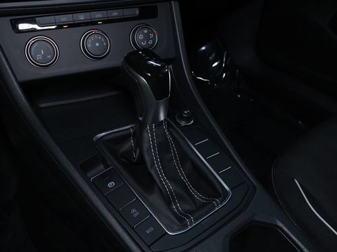 Used 2022 Volkswagen Jetta Sport image 31