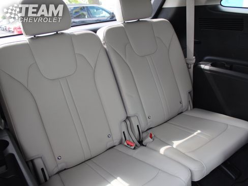 Used 2025 Kia Sorento EX FWD image 26