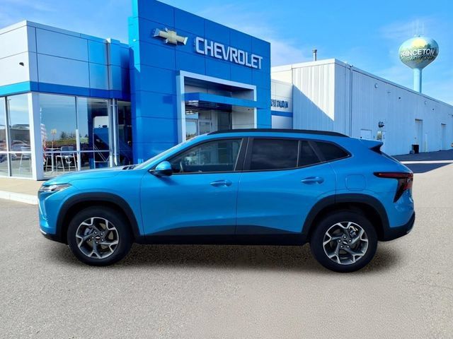 Used 2026 Chevrolet Trax LT w/ LT Convenience Package FWD image 7